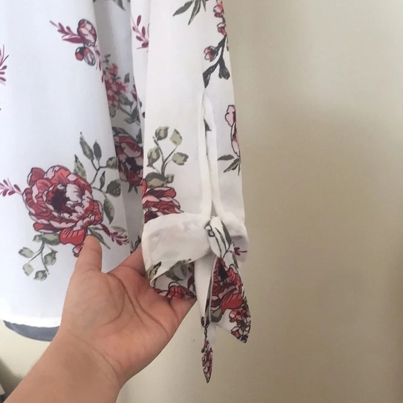 3/$15 Floral roses pattern sheer feminine office professional workwear sheer XXL - Picture 3 of 11